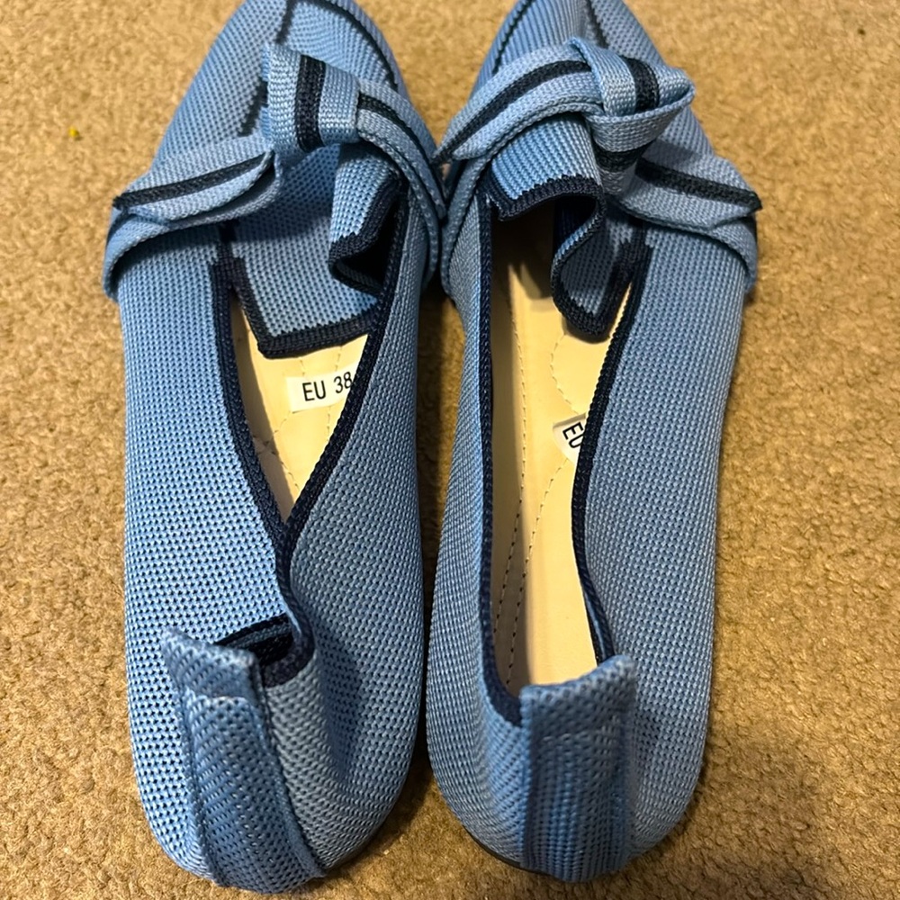 Stylish Blue Loafers for Women - Picture 2 of 4